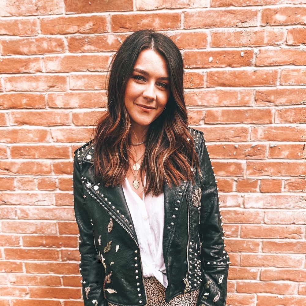 Meet your Posher, Anna